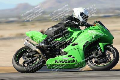 media/Jan-15-2026-Racers Edge (Thu) [[dfebeb70ab]]/3-B Group/Session 1 Turn 8/